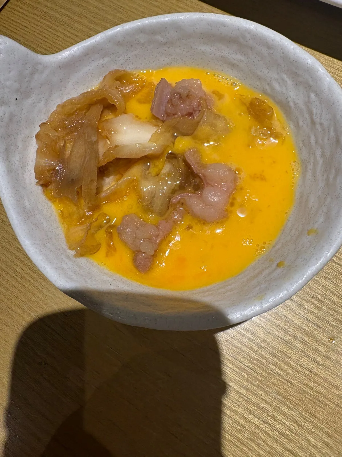 生卵を入れた様子